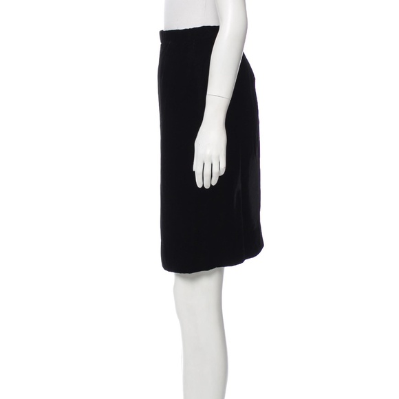 EUC CHRISTIAN DIOR Black Velvet Knee-Length Skirt Medium - Picture 2 of 7